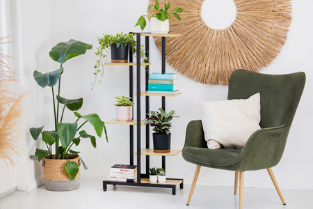 Kwietnik stojący metalowy Castle – czarny stojak na kwiaty