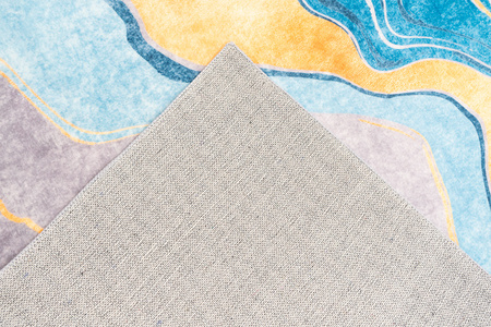 Dywan NOVO Strado nowoczesny do salonu marmurowy wzór velvet Złoty Szlak 120x170 cm