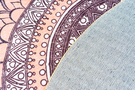 Dywan okrągły NOVO Strado nowoczesny beżowy deliktany wzór do salonu Aztecki 160x160 cm